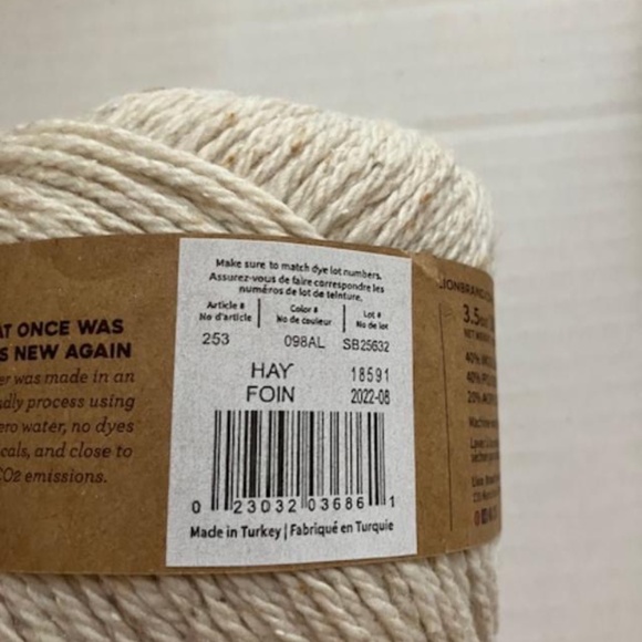 Lion Brand Re-Tweed Yarn 3 skeins Vineyard Wine, Hay & Dutch Blue - Picture 6 of 7